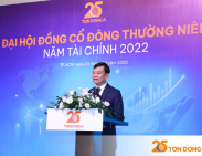 Những thành công lớn nhất của Tôn Đông Á gắn liền với ai?