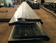 Xà gồ mạ kẽm có tuổi thọ bao lâu trong điều kiện khí hậu Việt Nam?